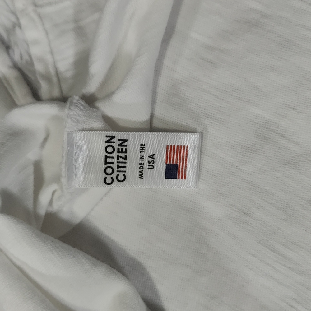 490. Cotton Citizen Classic Crewneck Tee | Color: White - Picture 6 of 11